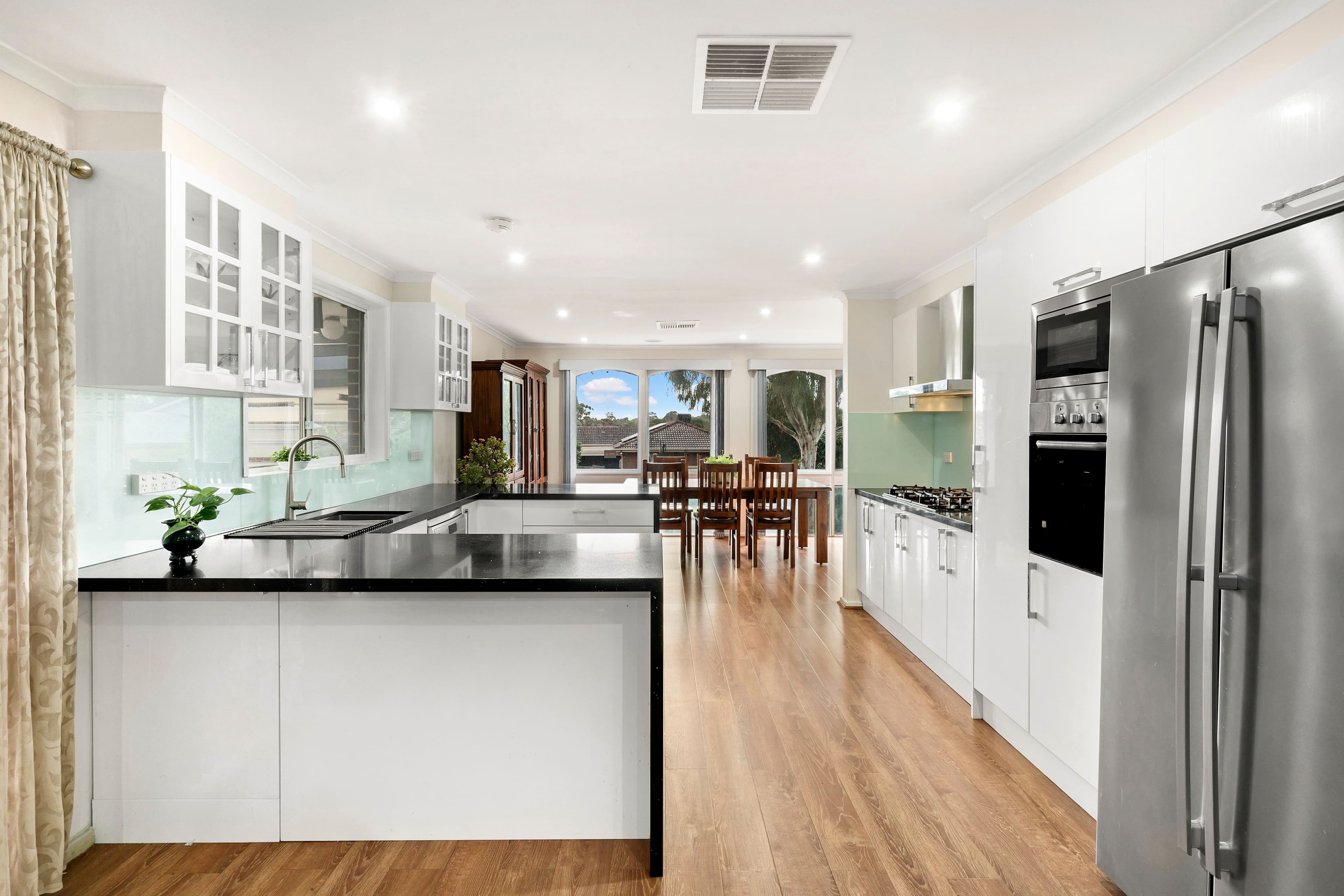 88 Bondi Avenue, Frankston VIC 3199, Frankston - Thumbnail 4