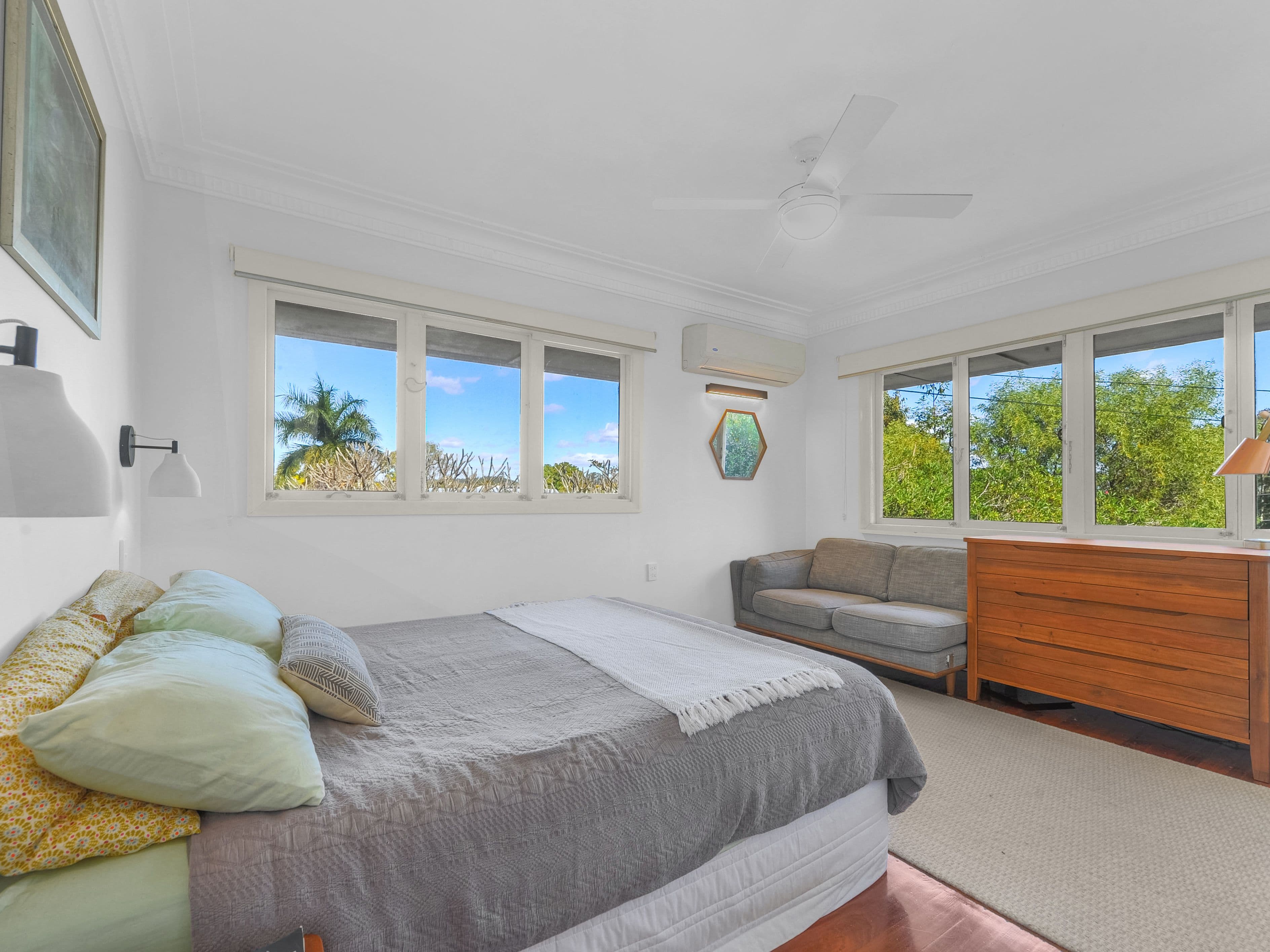 75 Tranters Avenue, Camp Hill QLD 4152, Camp Hill - Thumbnail 5