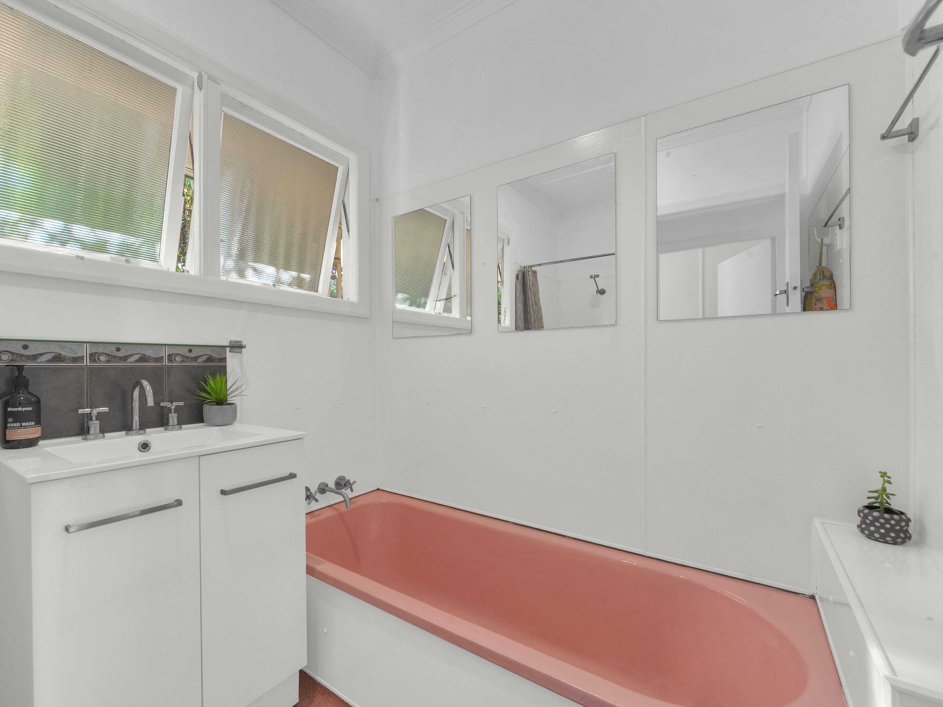 75 Tranters Avenue, Camp Hill QLD 4152, Camp Hill - Thumbnail 8