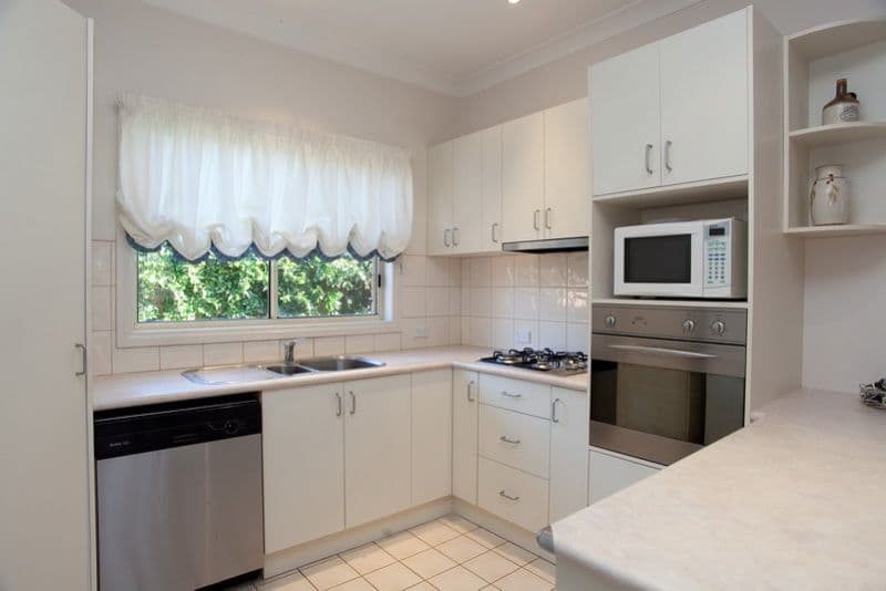806 Plenty Road, SOUTH MORANG VIC 3752, South Morang - Thumbnail 4