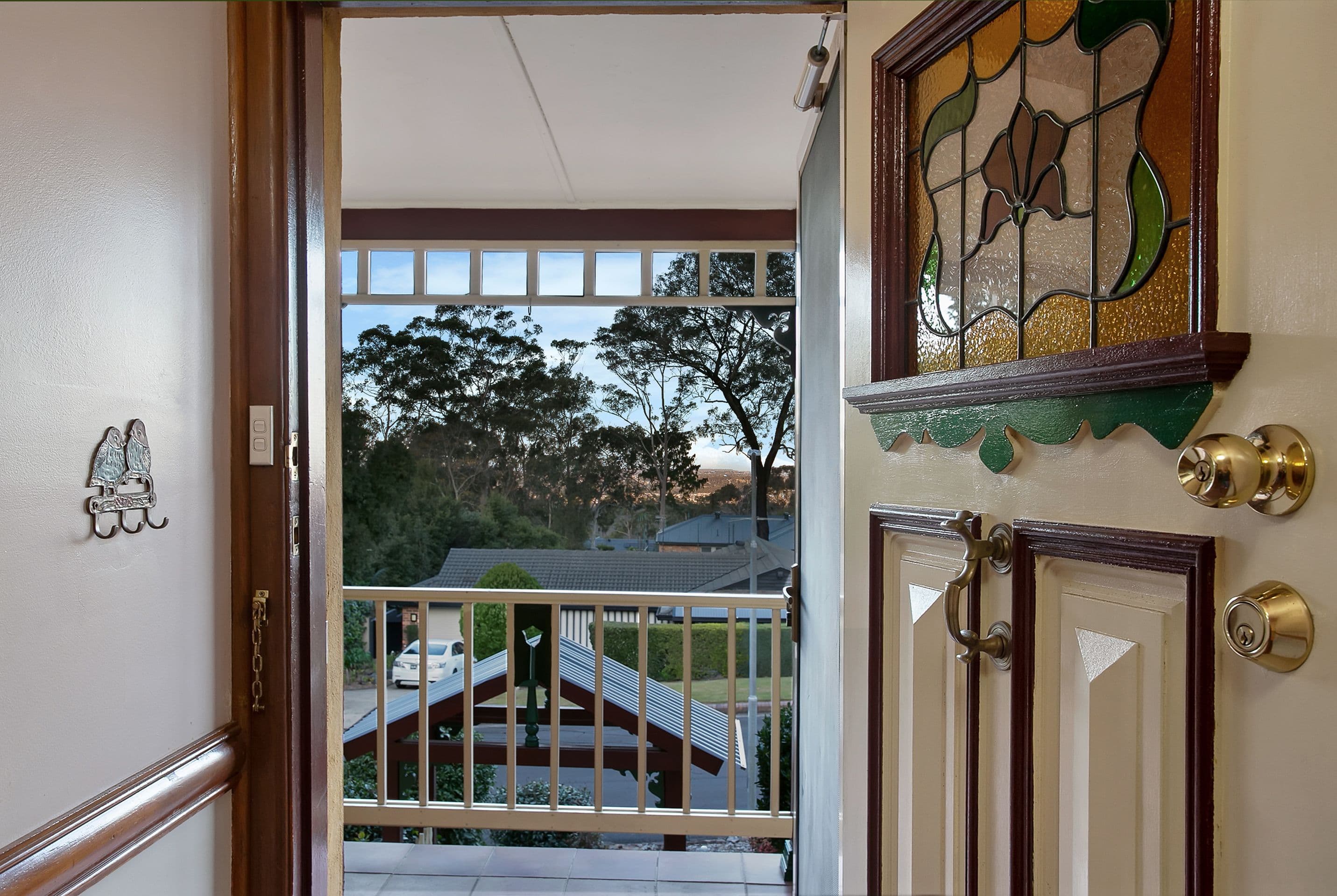 6 Collins Crescent, Lapstone NSW 2773, Lapstone - Thumbnail 3