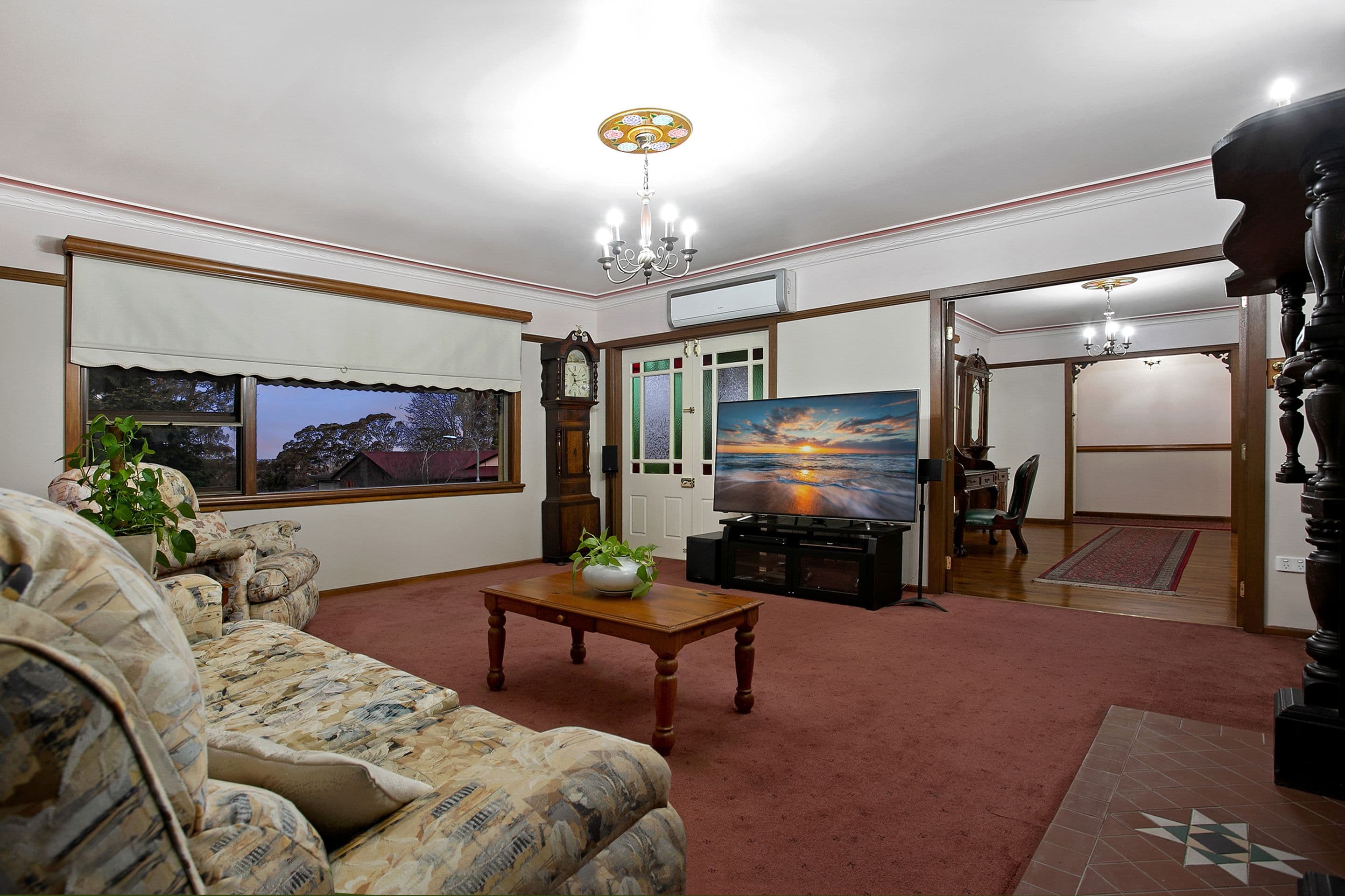 6 Collins Crescent, Lapstone NSW 2773, Lapstone - Thumbnail 4