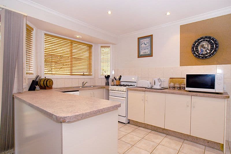 16 Malua Road, FERNTREE GULLY VIC 3156, Ferntree Gully - Thumbnail 5