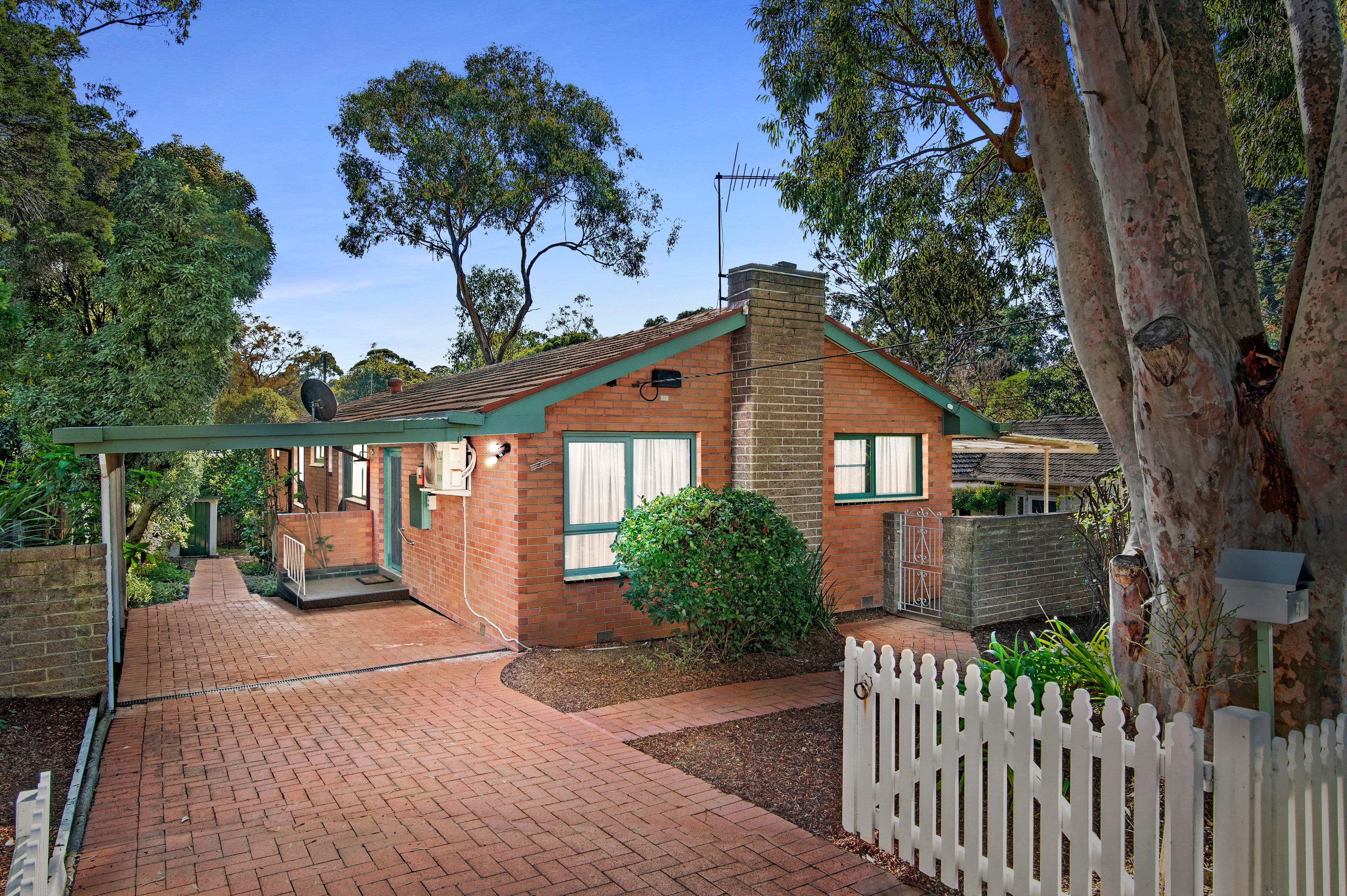 21 Rosalind Crescent, Blackburn VIC 3130, Blackburn - Image 1