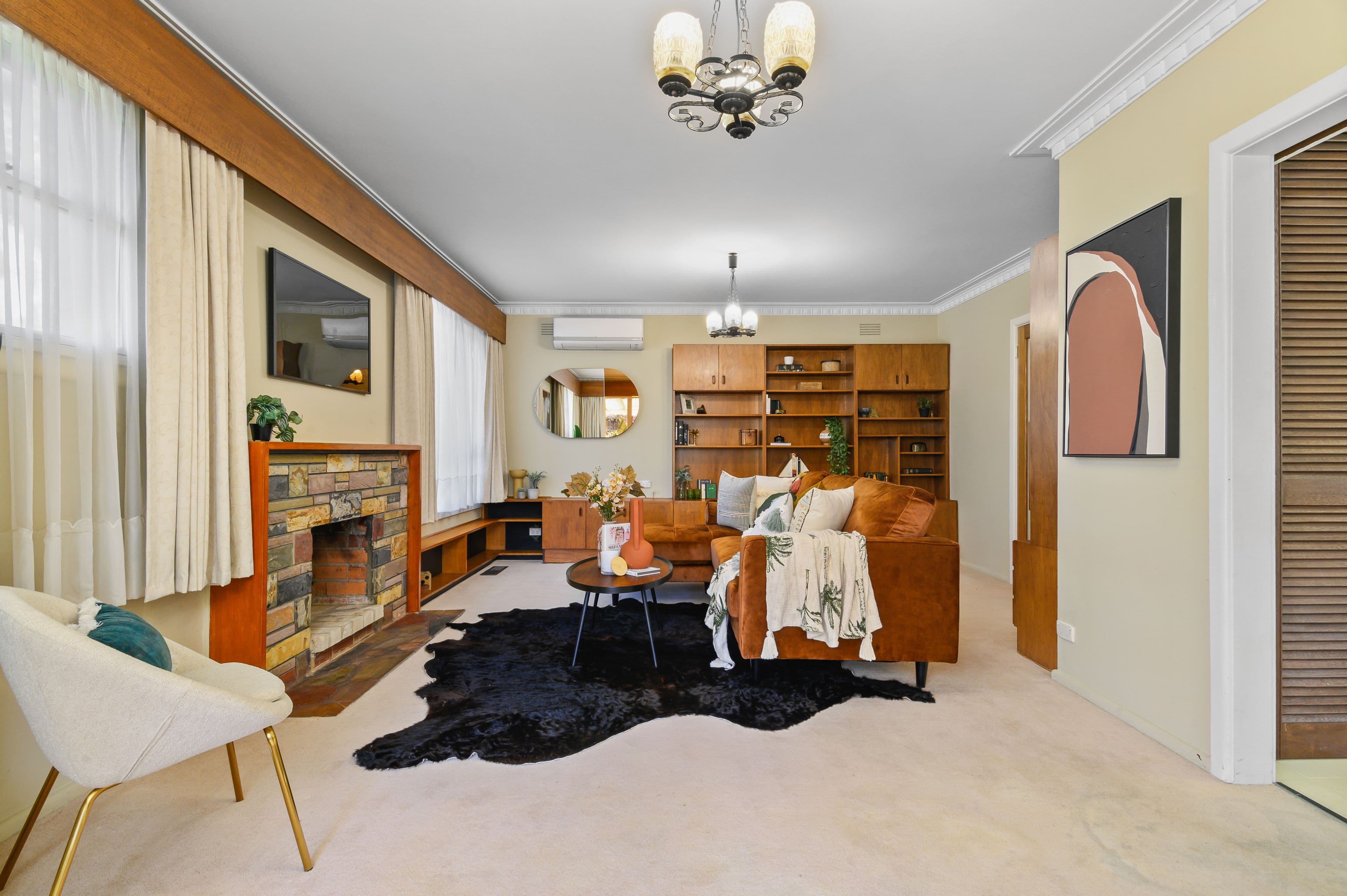 21 Rosalind Crescent, Blackburn VIC 3130, Blackburn - Thumbnail 2