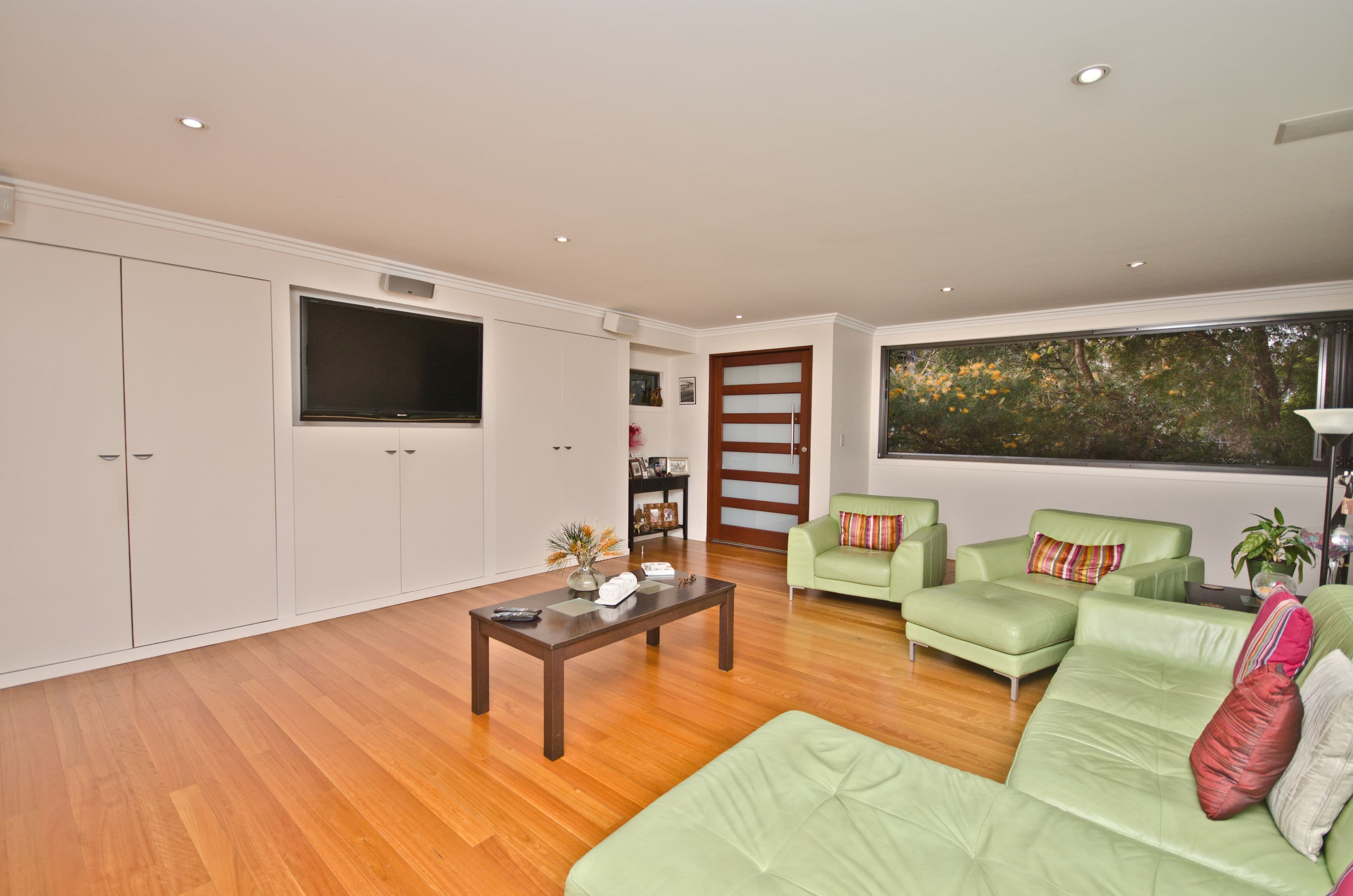36 Kuranga Avenue, Southport QLD 4215, Southport - Thumbnail 3