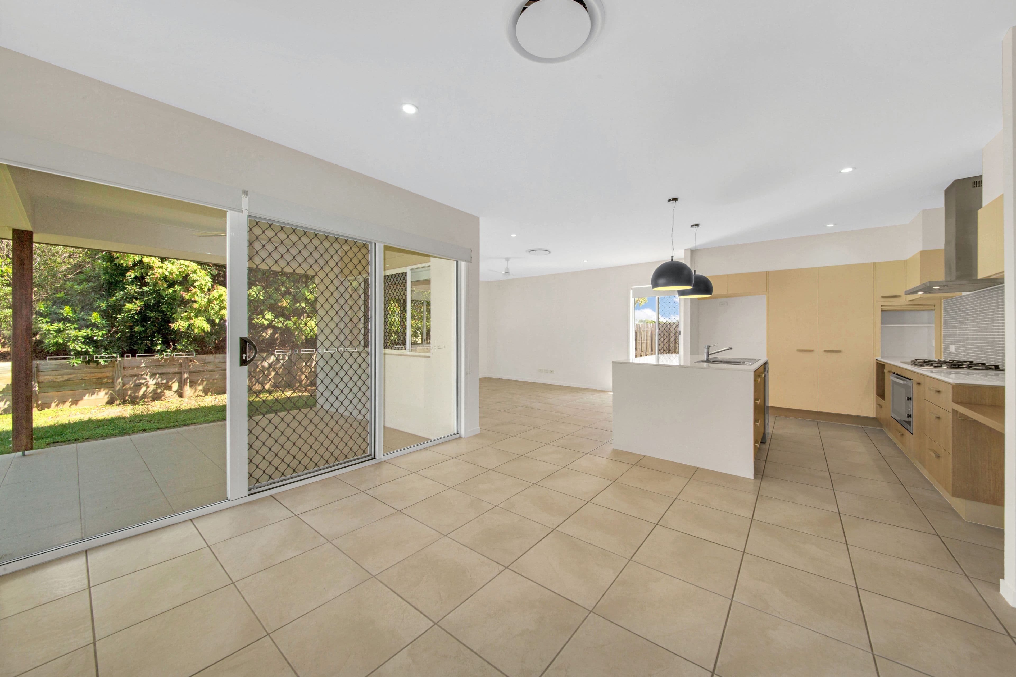 8 Cornforth Crescent, Kirkwood QLD 4680, Kirkwood - Thumbnail 6