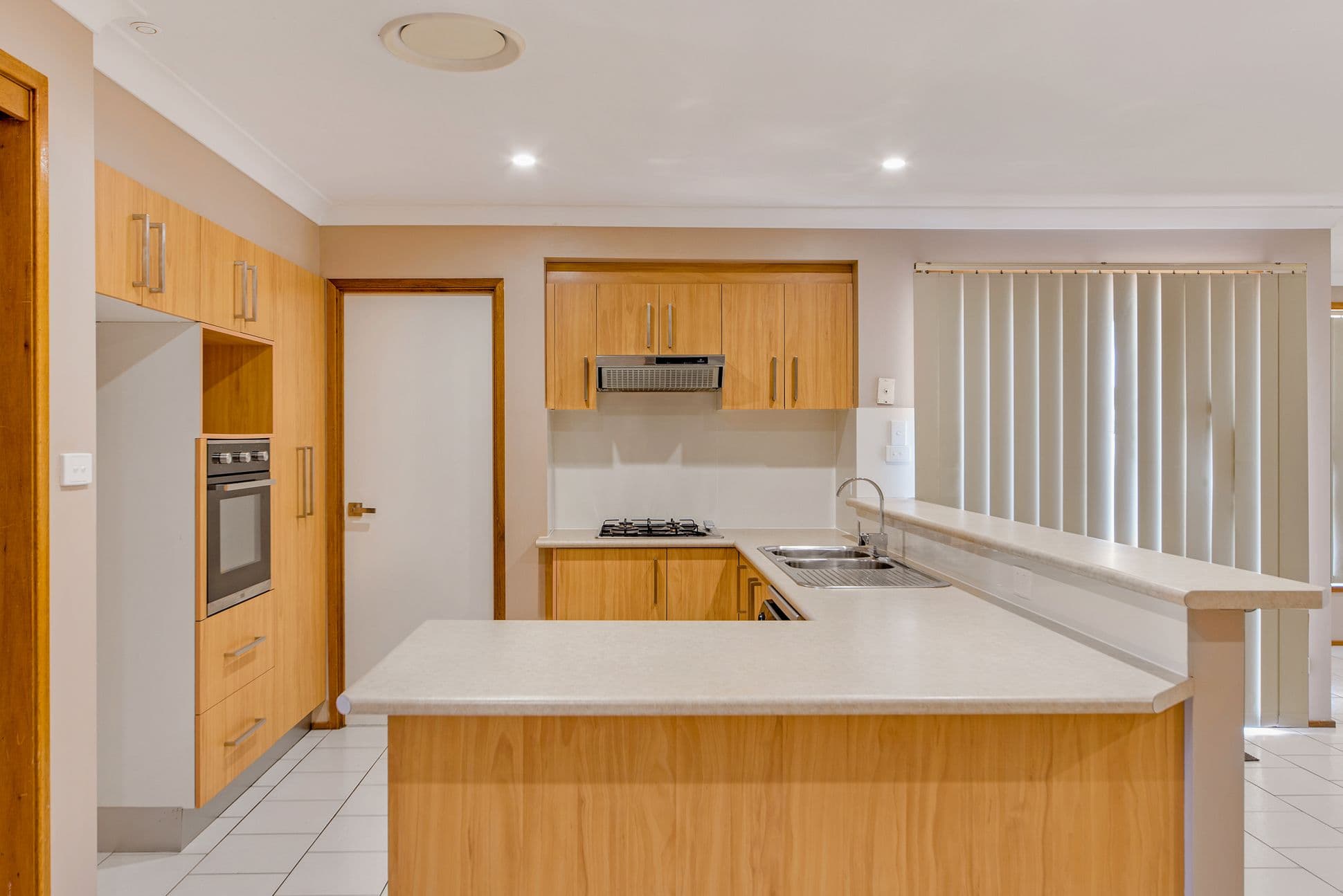 15 Lavender Court, St Helens Park - Thumbnail 2