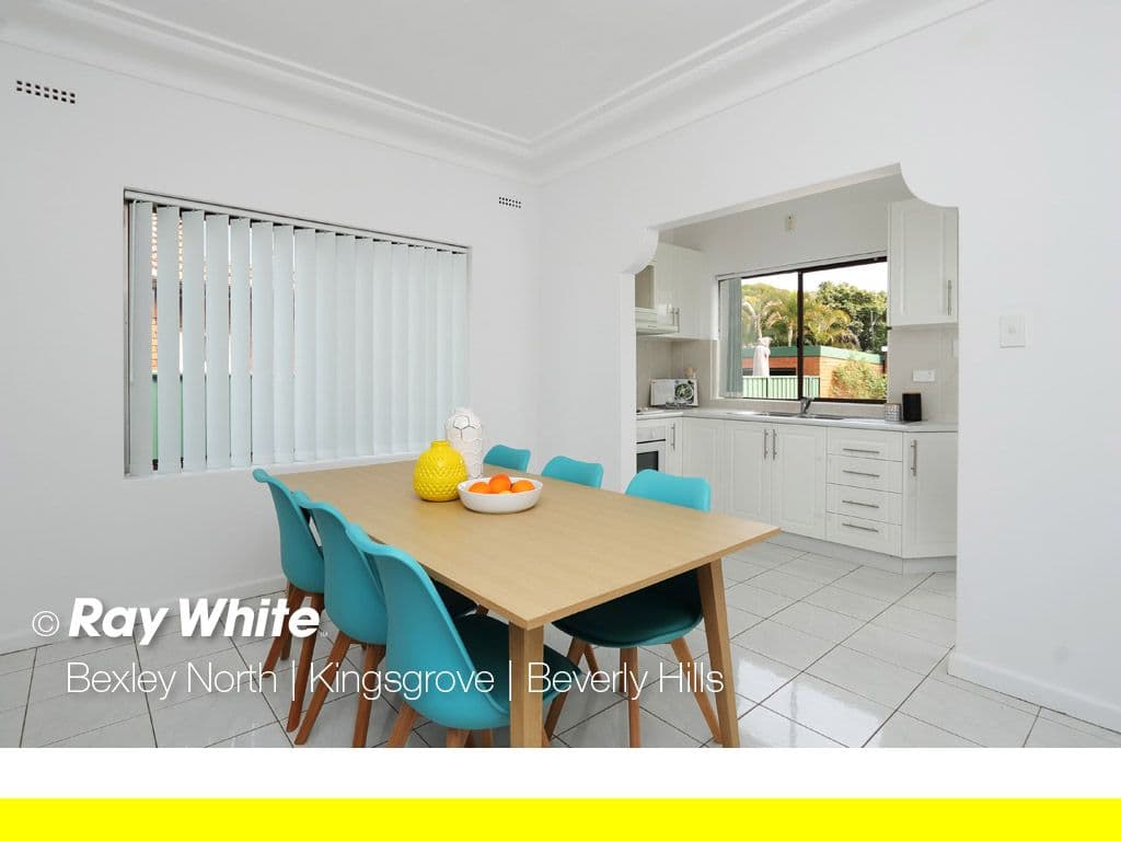 6 New England Drive, Kingsgrove - Thumbnail 3