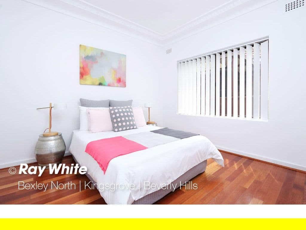 6 New England Drive, Kingsgrove - Thumbnail 4