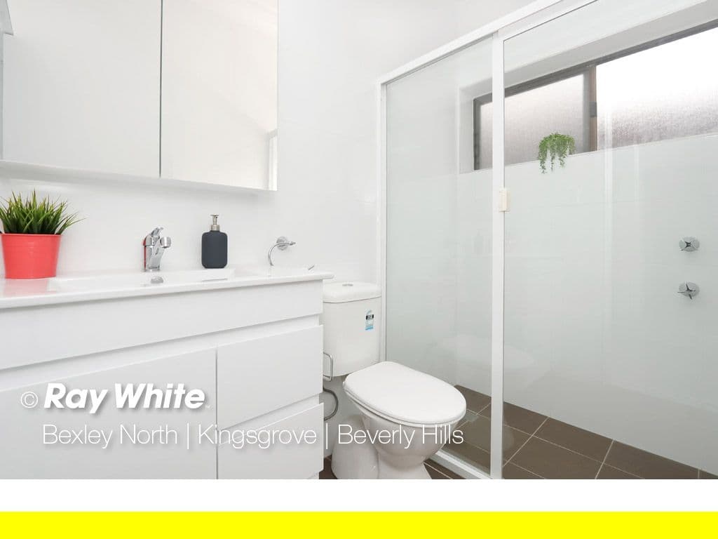 6 New England Drive, Kingsgrove - Thumbnail 7