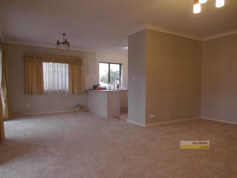 11 Blake Street, WOOLOOWIN QLD 4030, Wooloowin - Thumbnail 2