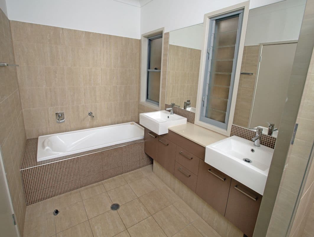 32A Taylor Street, BALMORAL QLD 4171, Balmoral - Thumbnail 3