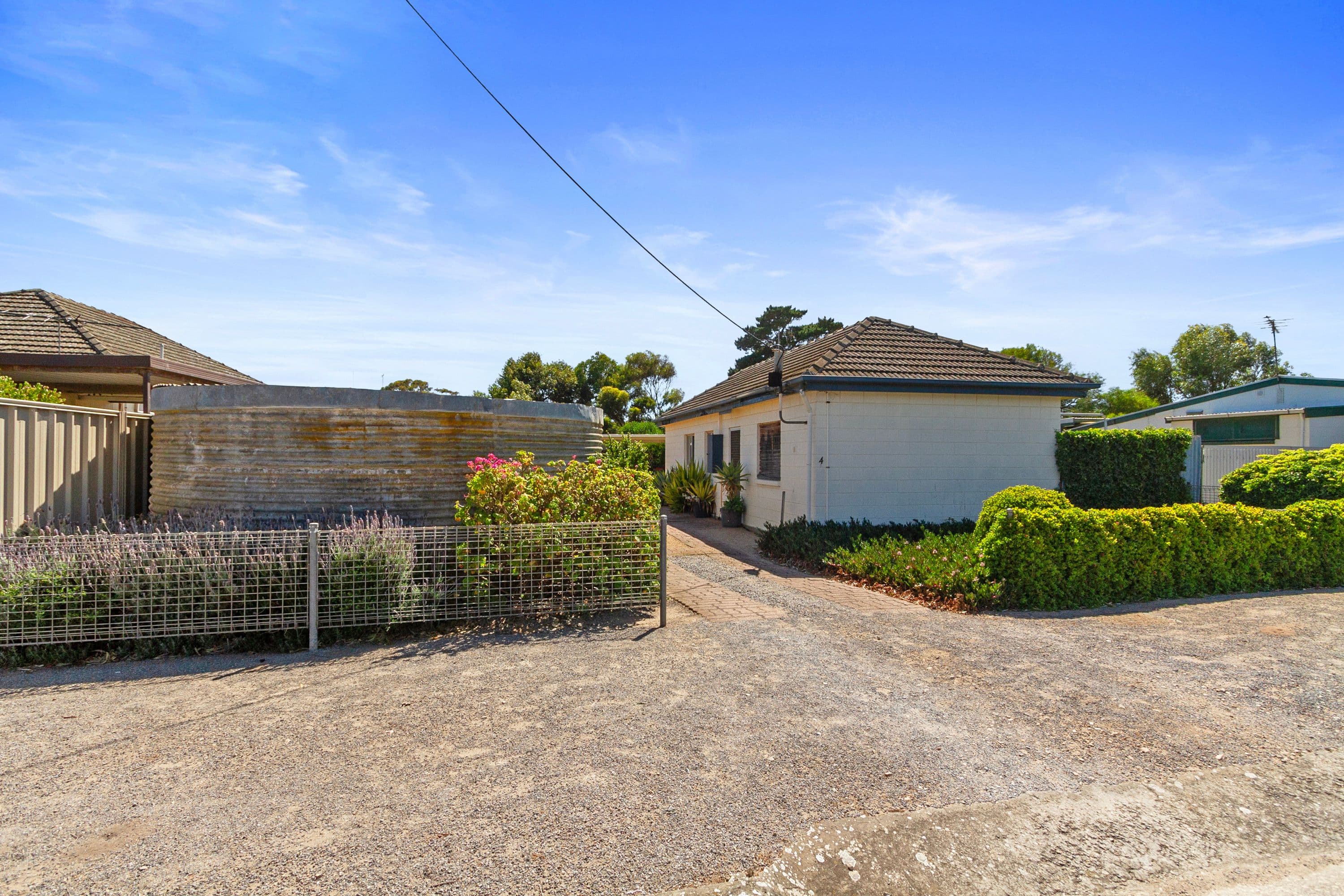 4 Mcpharlin Avenue, Port Vincent SA 5581, Port Vincent - Thumbnail 2