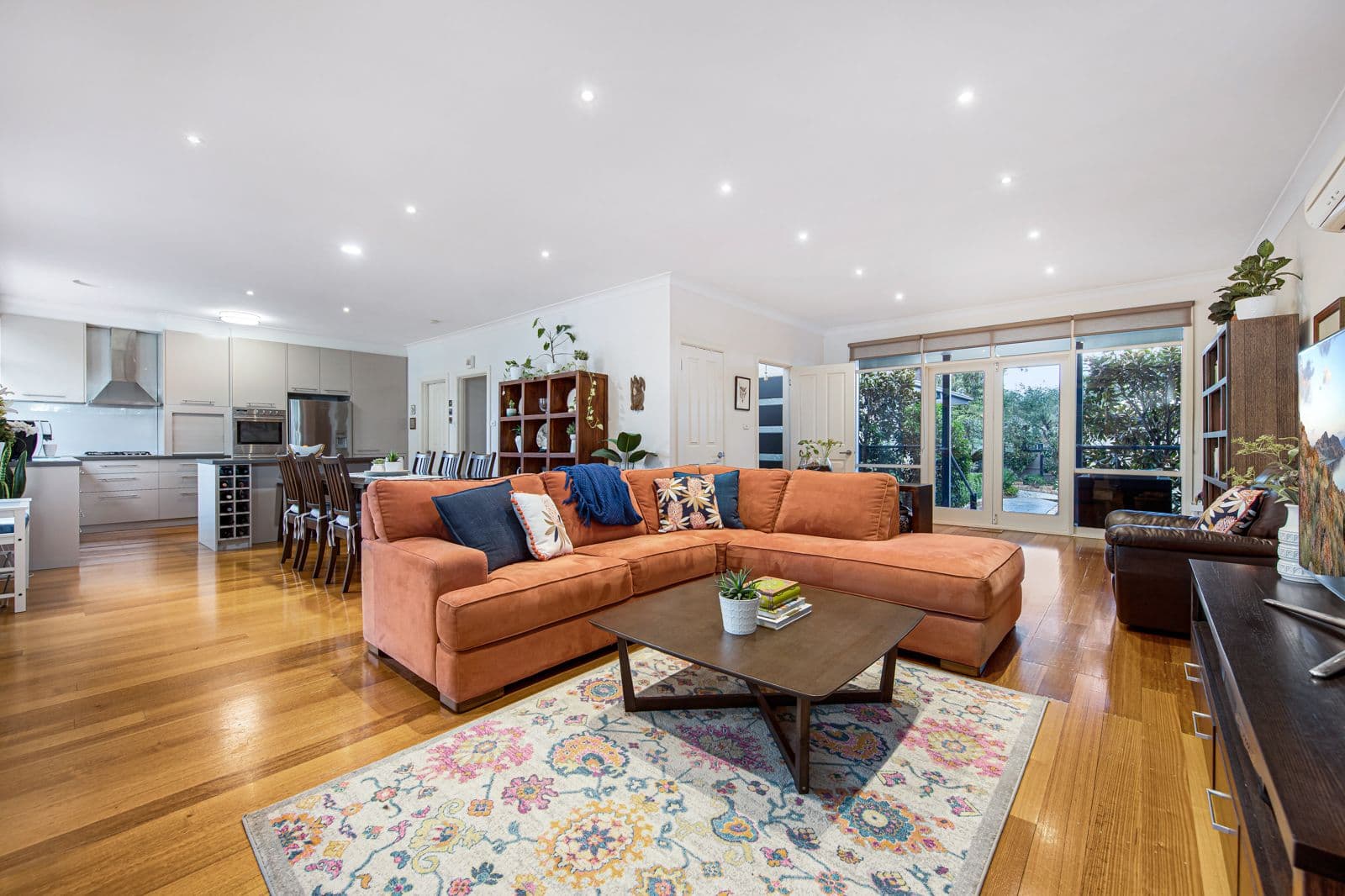 21 Norman Court, Mount Waverley VIC 3149, Mount Waverley - Thumbnail 4