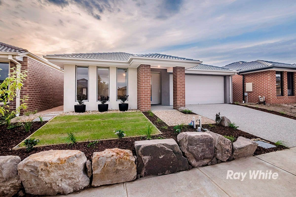 9 Cubbie Way, CLYDE NORTH VIC 3978, Clyde North - Image 1