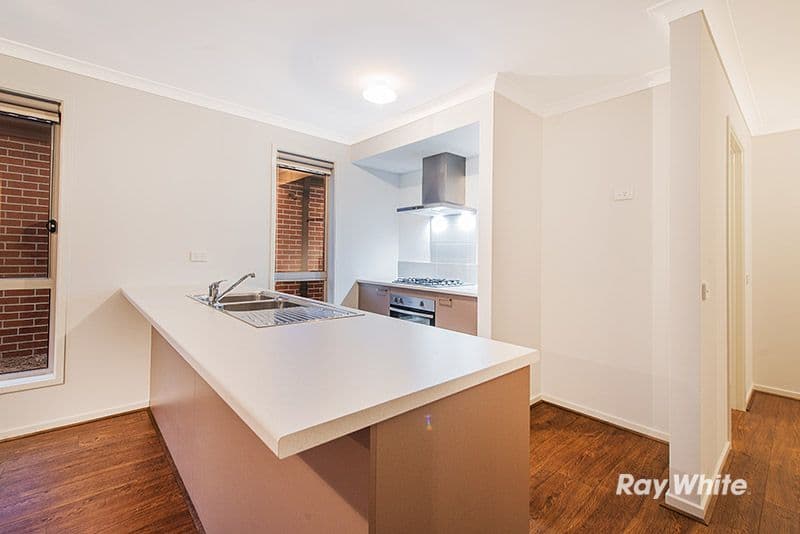 9 Cubbie Way, CLYDE NORTH VIC 3978, Clyde North - Thumbnail 2