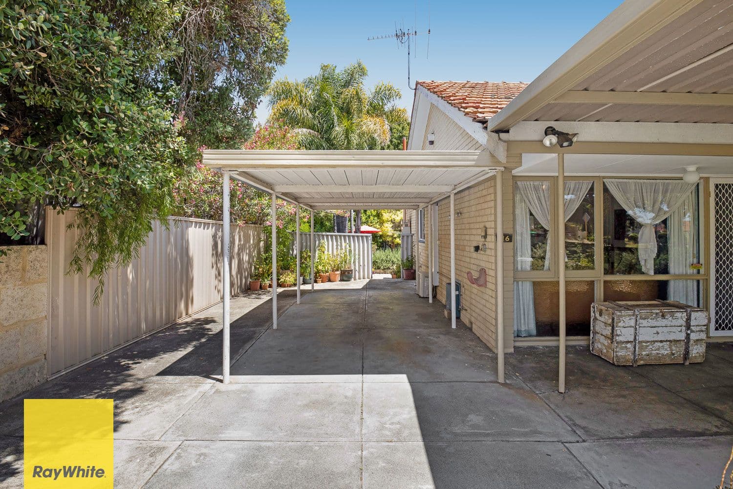16 Templeton Crescent, Girrawheen WA 6064, Girrawheen - Thumbnail 7