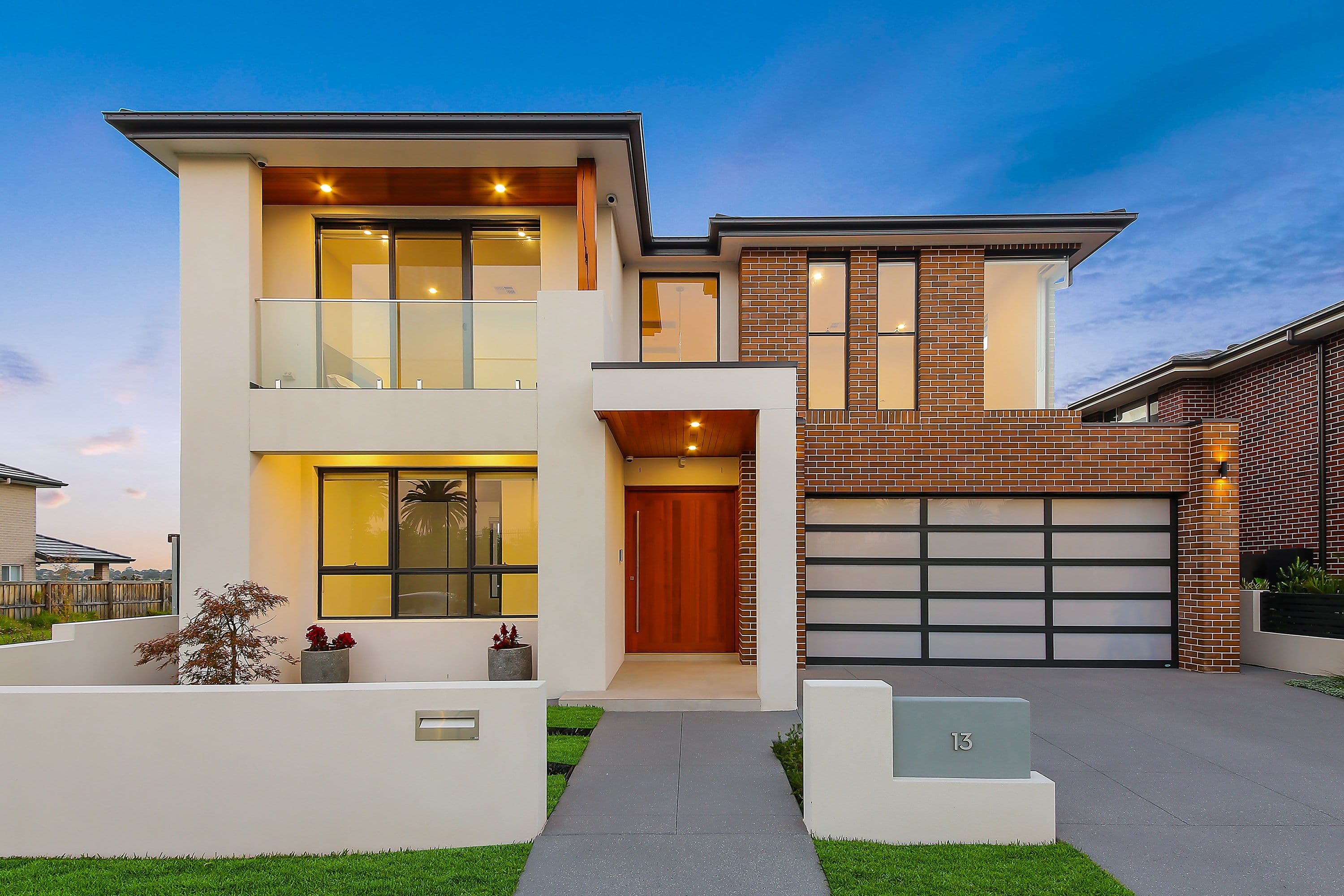 13 Rowe Drive, Potts Hill - Image 1