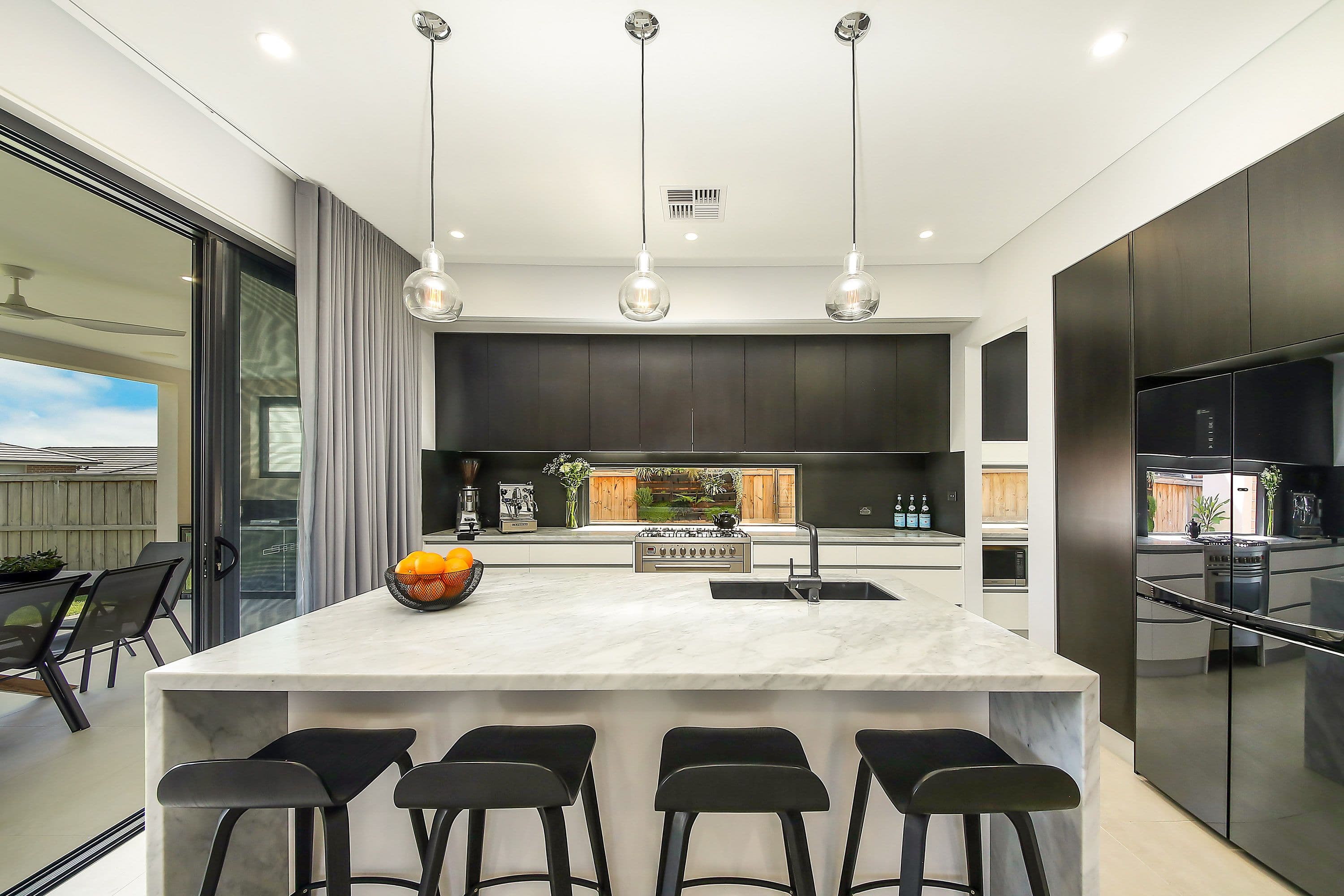 13 Rowe Drive, Potts Hill - Thumbnail 6