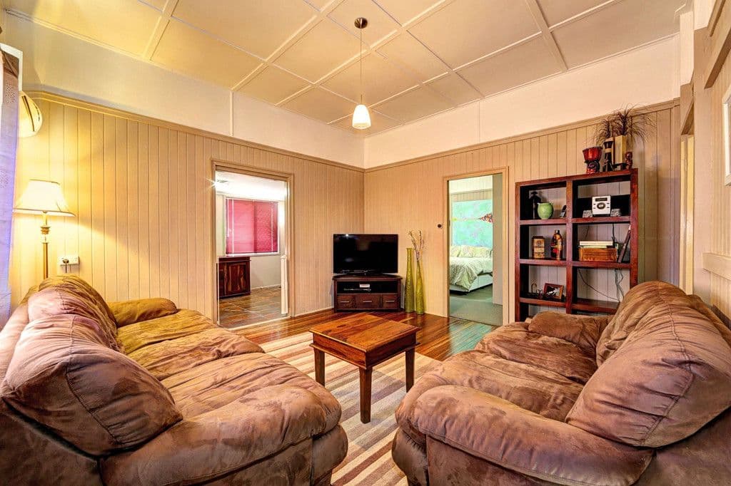 49 Hunter Street, WALKERVALE QLD 4670, Walkervale - Image 1