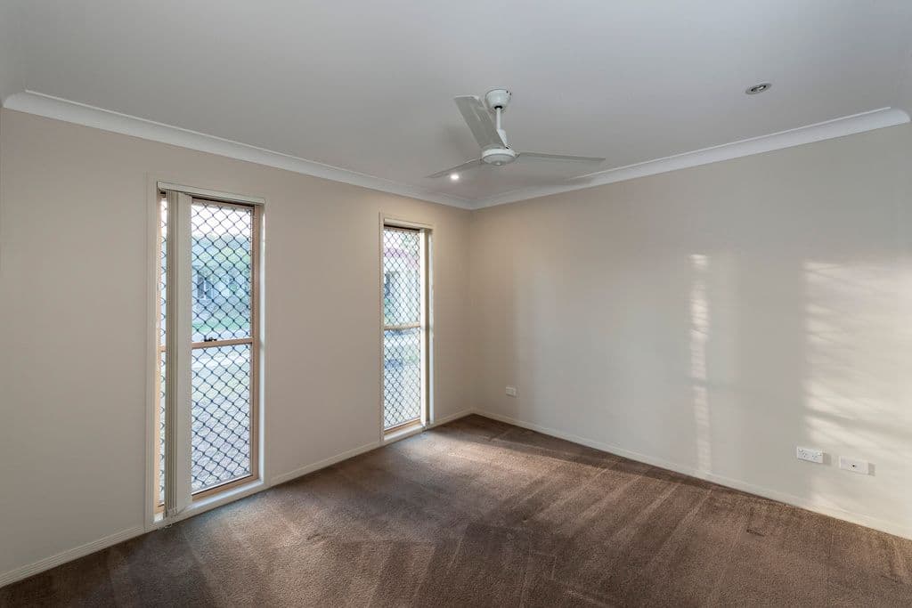 39 Quinn  Close, Augustine Heights QLD 4300, Augustine Heights - Thumbnail 3