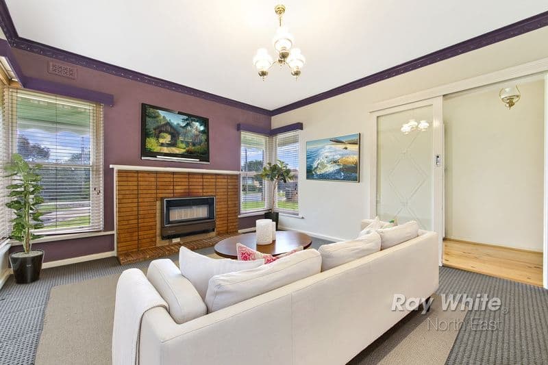 7 Novak Crescent, Valley View SA 5093, Valley View - Thumbnail 2