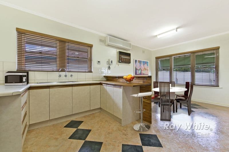 7 Novak Crescent, Valley View SA 5093, Valley View - Thumbnail 3