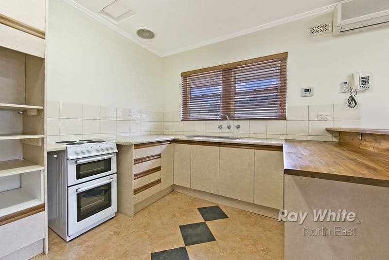 7 Novak Crescent, Valley View SA 5093, Valley View - Thumbnail 4