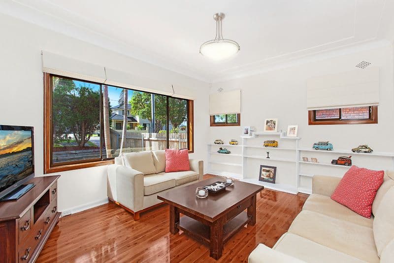 45 McIntosh Road, DEE WHY NSW 2099, Dee Why - Thumbnail 2