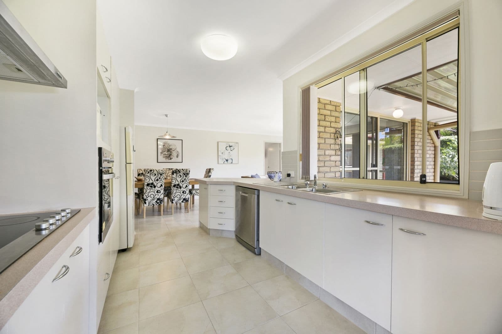18 Parkdale Court, Parkwood QLD 4214, Parkwood - Thumbnail 5