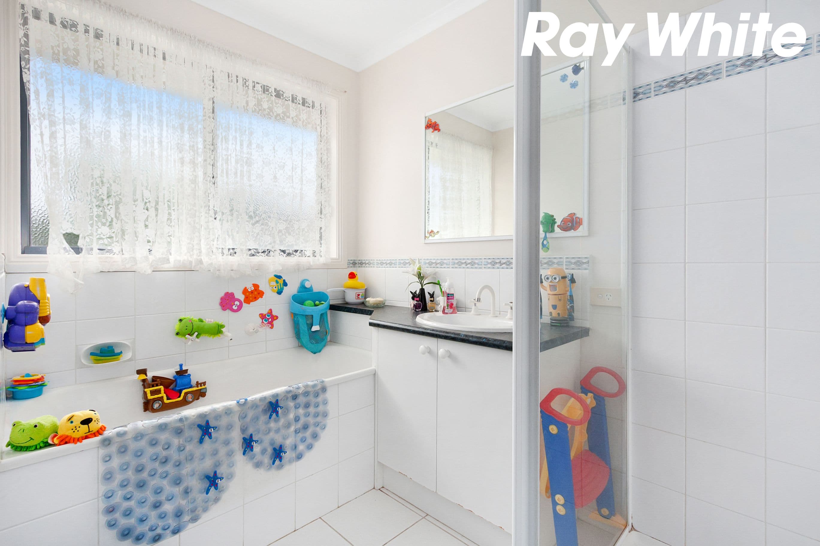 37 Dunbarton Drive, Pakenham VIC 3810, Pakenham - Thumbnail 8