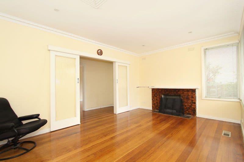 1 Redpath Crescent, SPRINGVALE VIC 3171, Springvale - Thumbnail 2