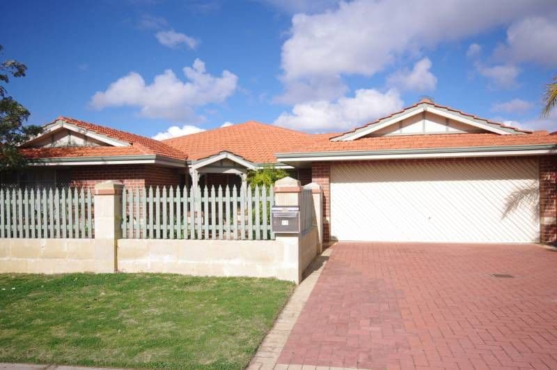 17 Heathfield Drive, LANDSDALE WA 6065, Landsdale - Image 1