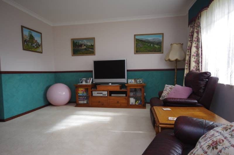 17 Heathfield Drive, LANDSDALE WA 6065, Landsdale - Thumbnail 2