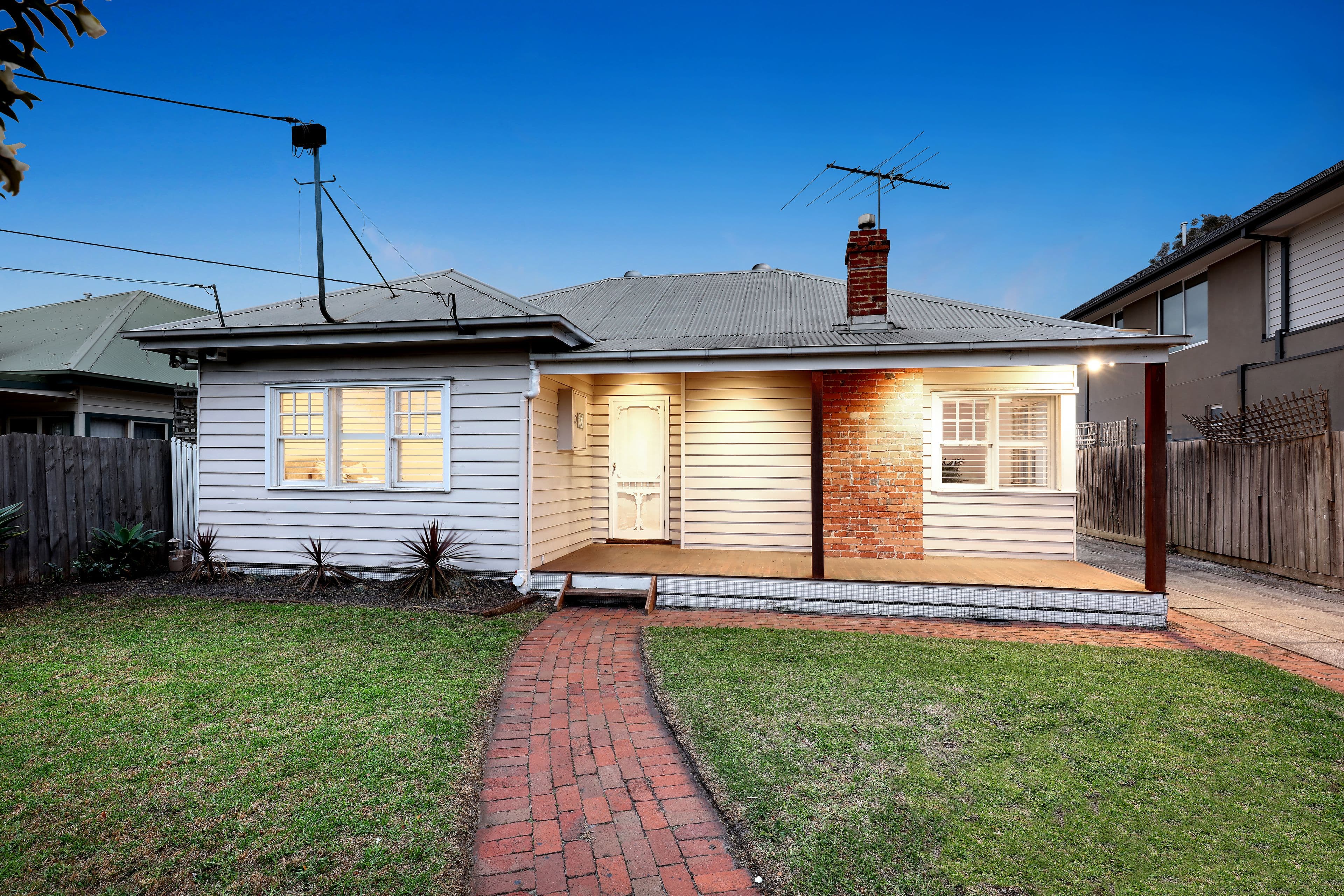 9 Vera Street, Bentleigh East VIC 3165, Bentleigh East - Image 1