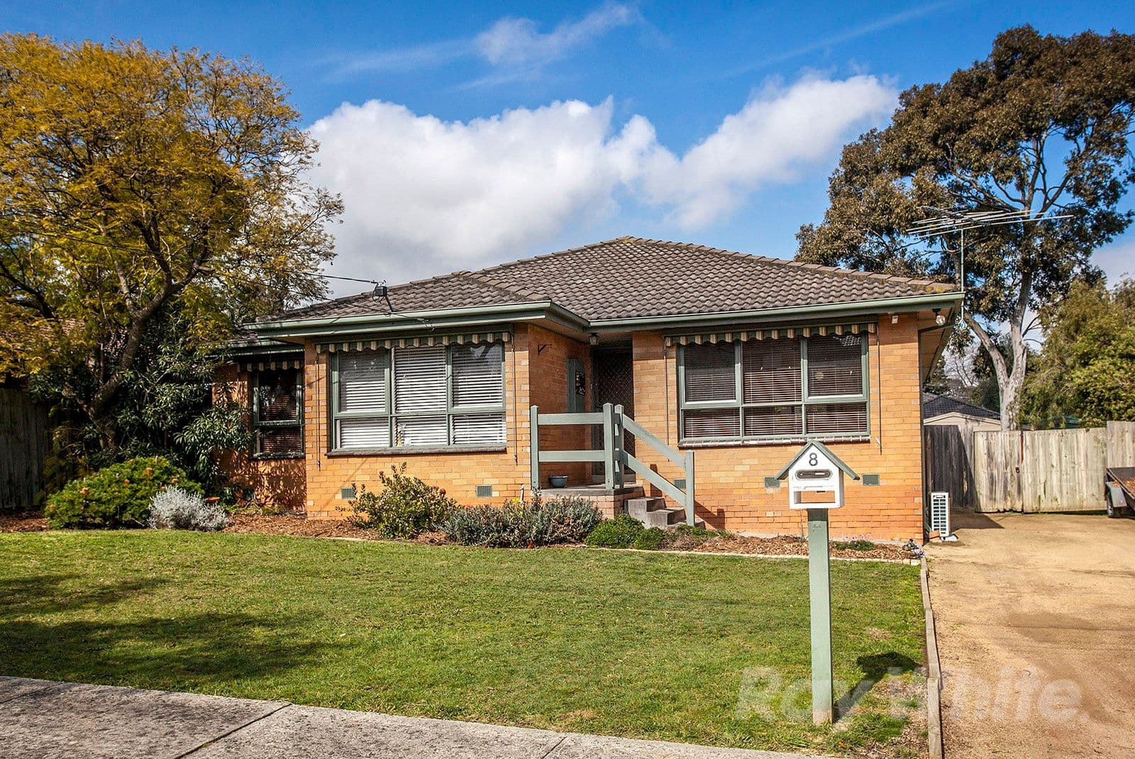 8 Elizabeth Court, Rowville VIC 3178, Rowville - Thumbnail 3