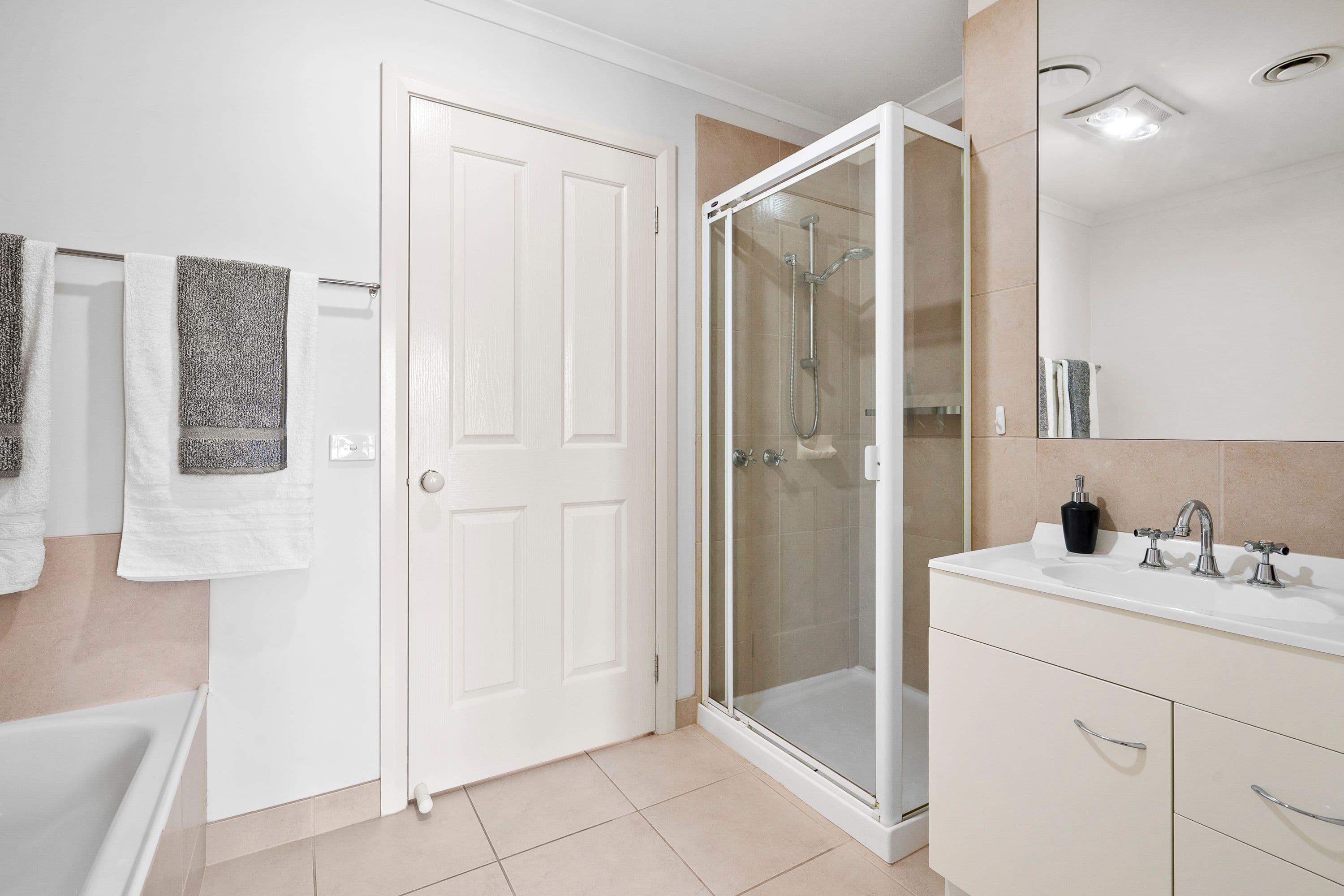 15 Juniper Court, Corio VIC 3214, Corio - Thumbnail 8