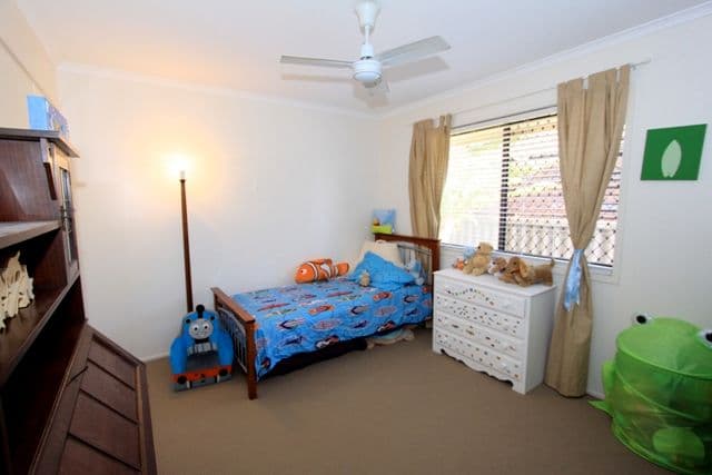85 Acanthus Avenue, BURLEIGH WATERS QLD 4220, Burleigh Waters - Thumbnail 6