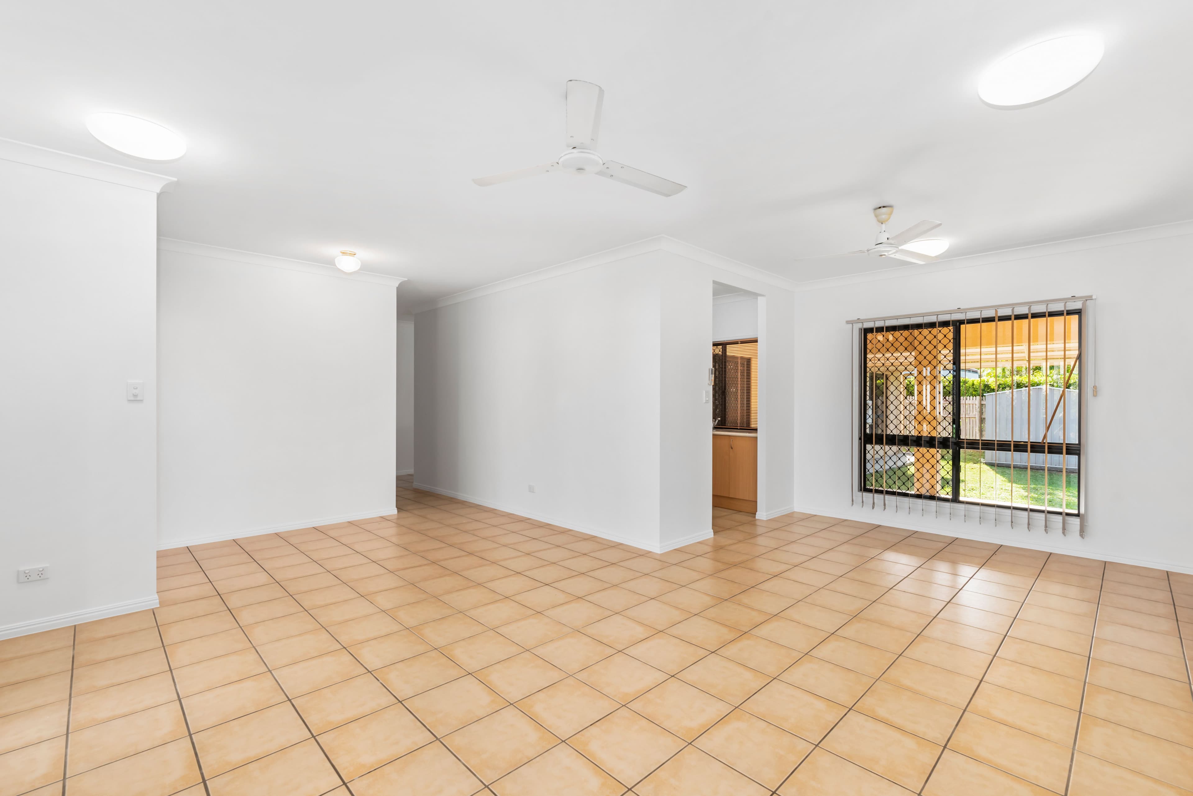 33 Estuary Parade, Douglas QLD 4814, Douglas - Thumbnail 2