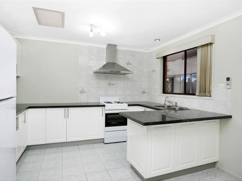 36 Pleasant Street, Bossley Park - Thumbnail 2