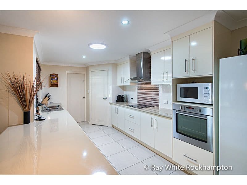 60 Bramble Street, NORMAN GARDENS QLD 4701, Norman Gardens - Thumbnail 4