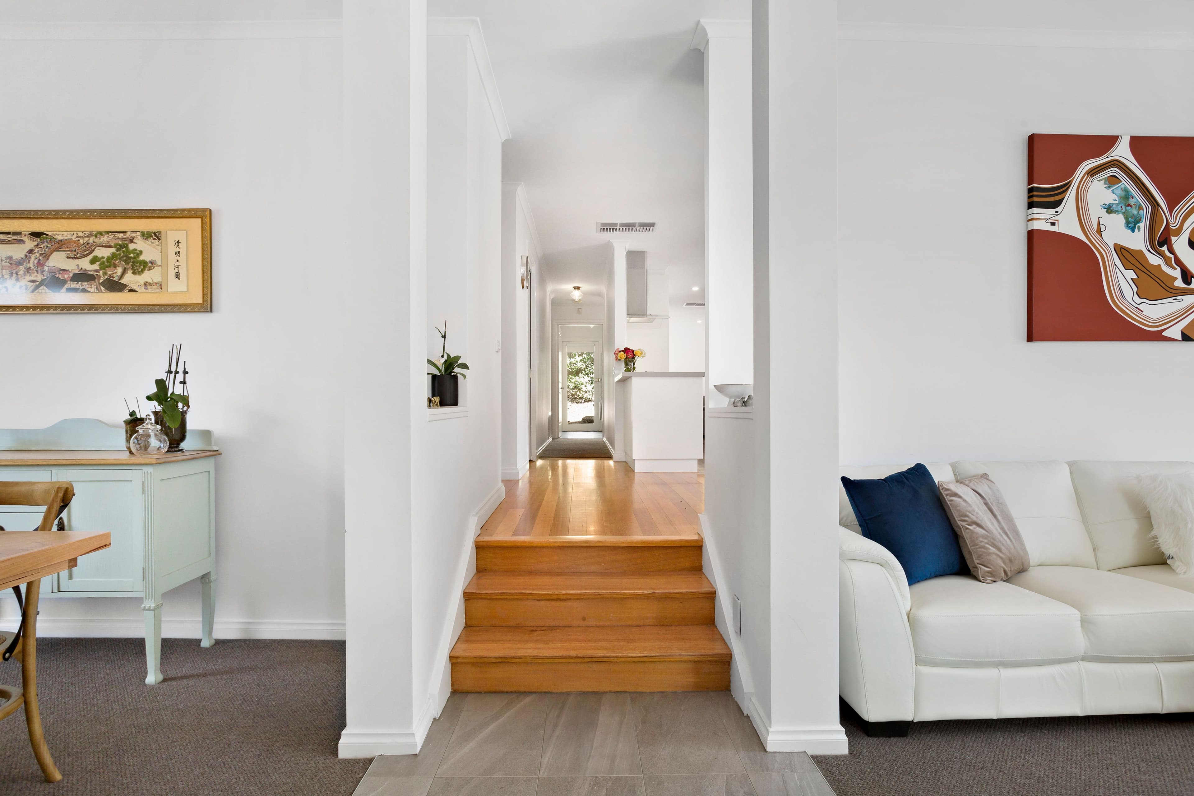 8 Arthur Streeton Place, Diamond Creek VIC 3089, Diamond Creek - Thumbnail 2