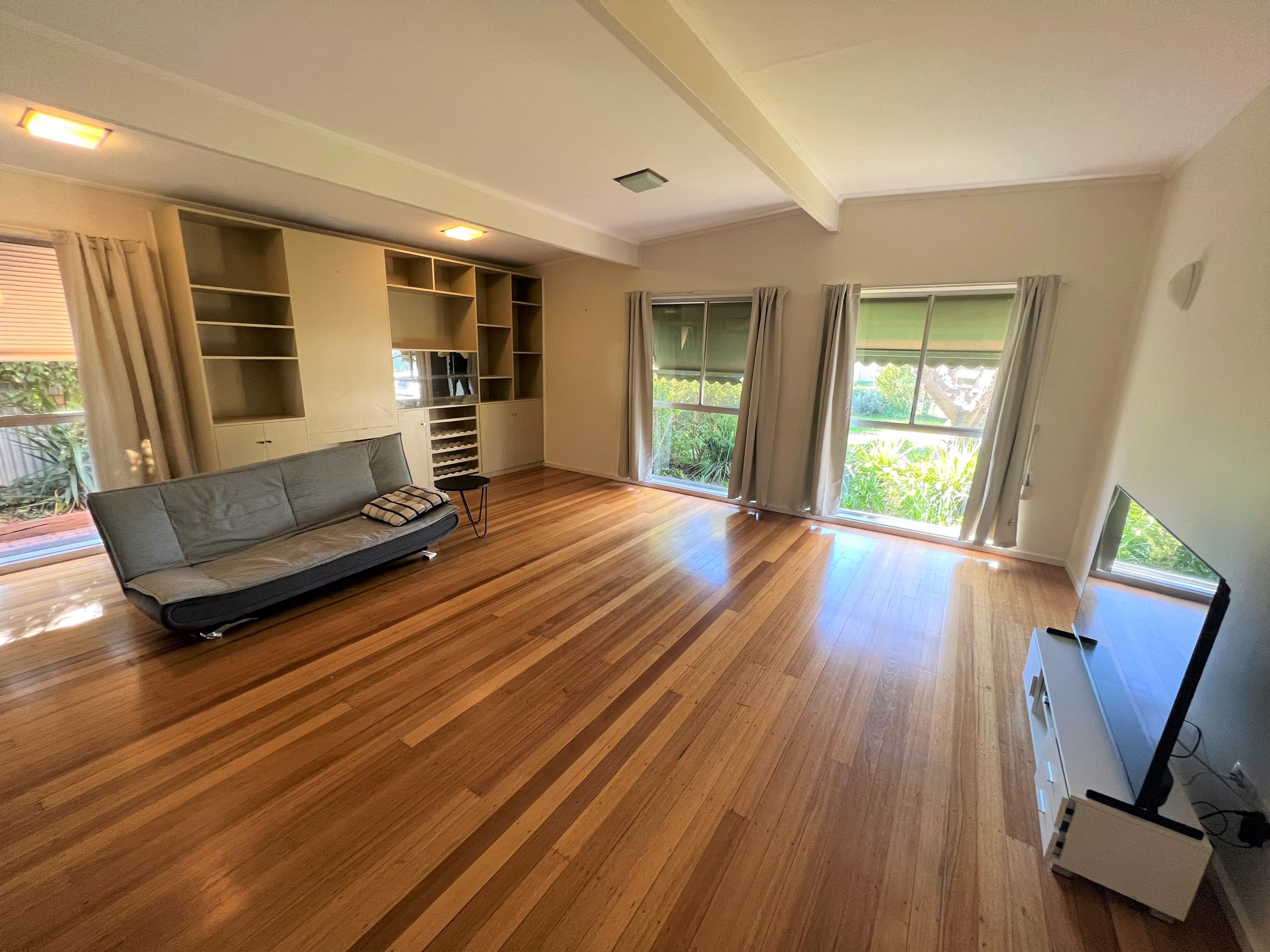 434 Wilkinson Street, Deniliquin NSW 2710, Deniliquin - Thumbnail 2