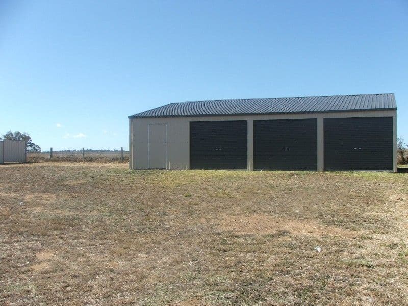 33 Doncaster Drive, WARWICK QLD 4370, Warwick - Thumbnail 3