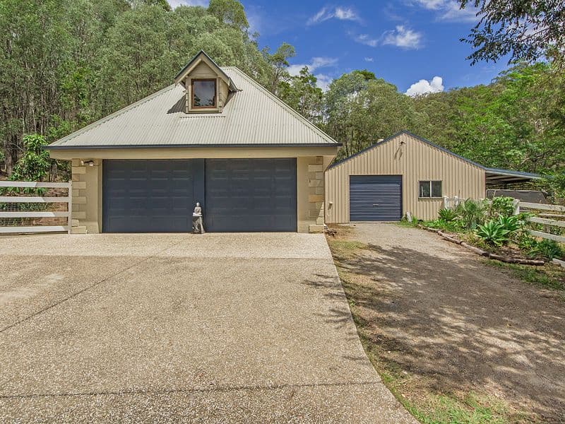165 Smith Road, BONOGIN QLD 4213, Bonogin - Thumbnail 2