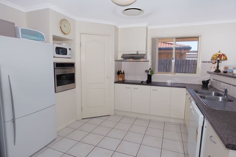 61 Albany Street, SIPPY DOWNS QLD 4556, Sippy Downs - Thumbnail 3