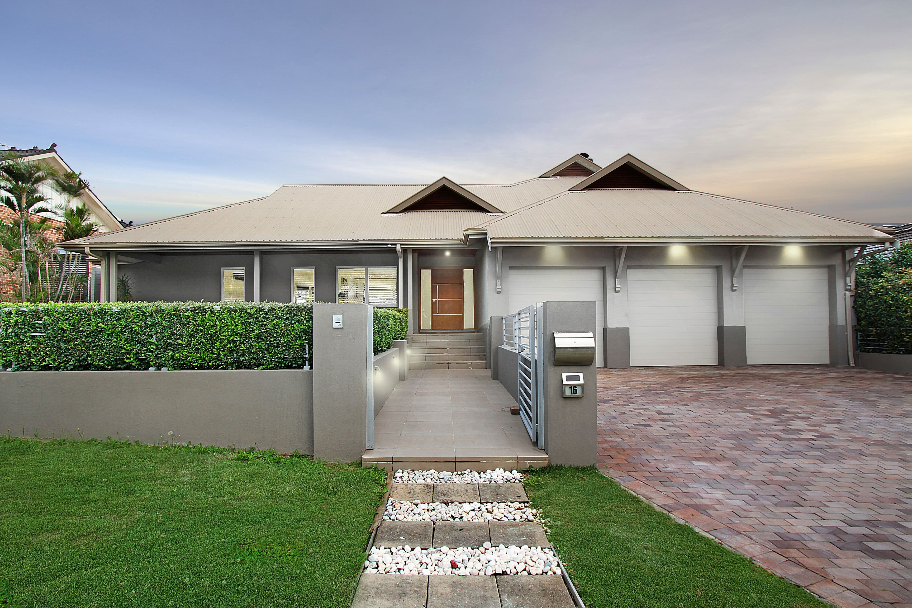 16 Withers Place, Abbotsbury - Image 1