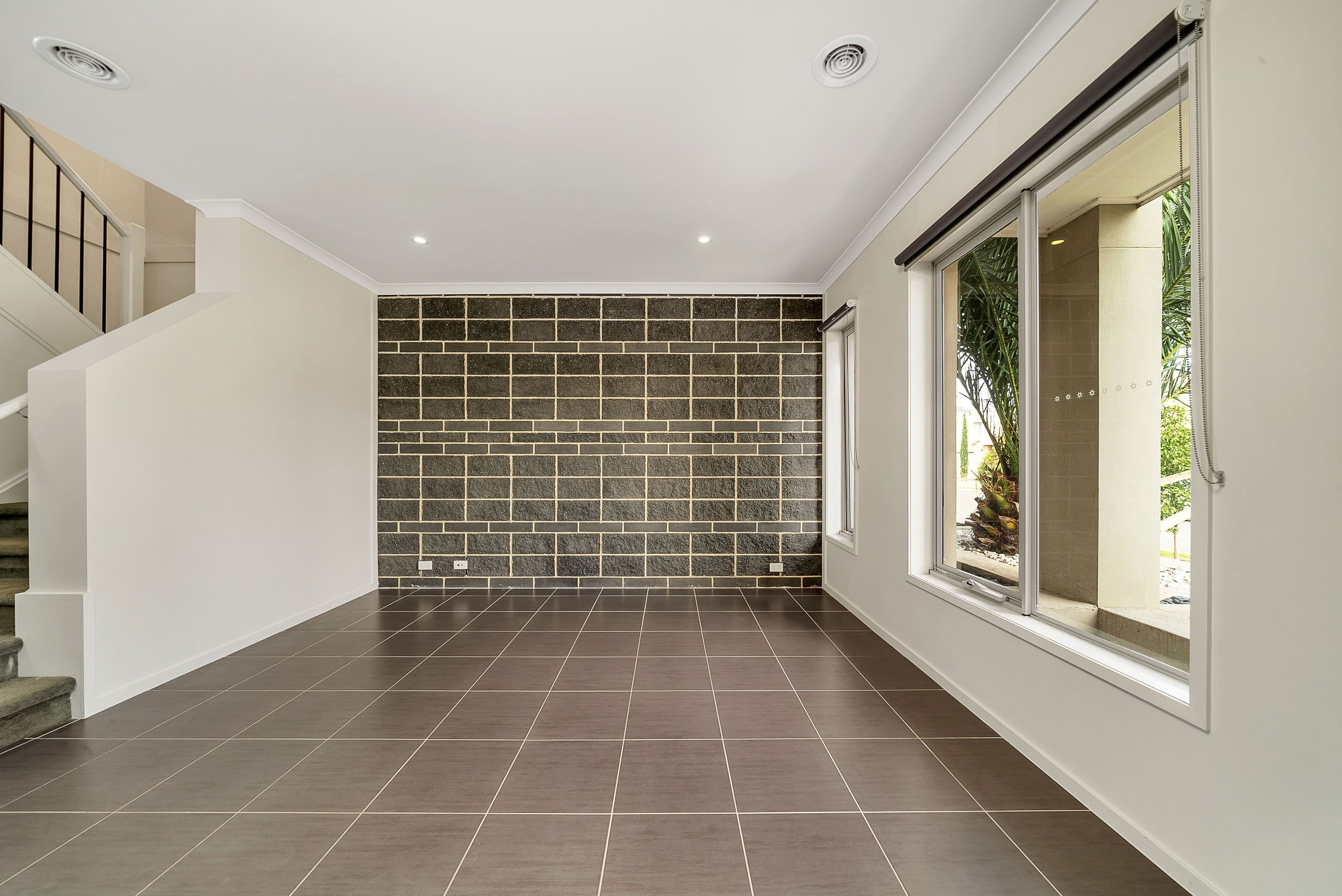 22 Broadbeach Circuit, Sanctuary Lakes VIC 3030, Sanctuary Lakes - Thumbnail 3