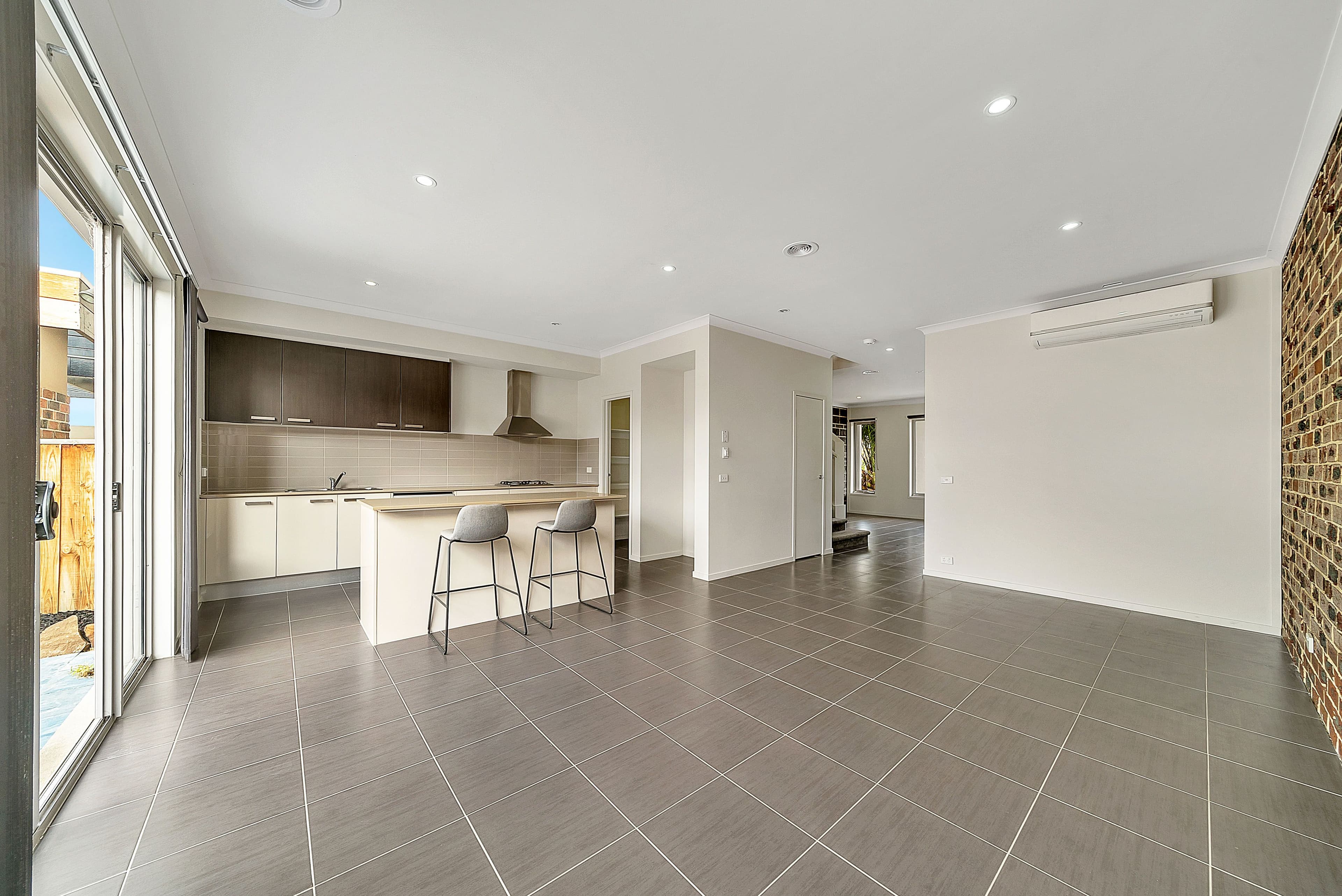 22 Broadbeach Circuit, Sanctuary Lakes VIC 3030, Sanctuary Lakes - Thumbnail 6